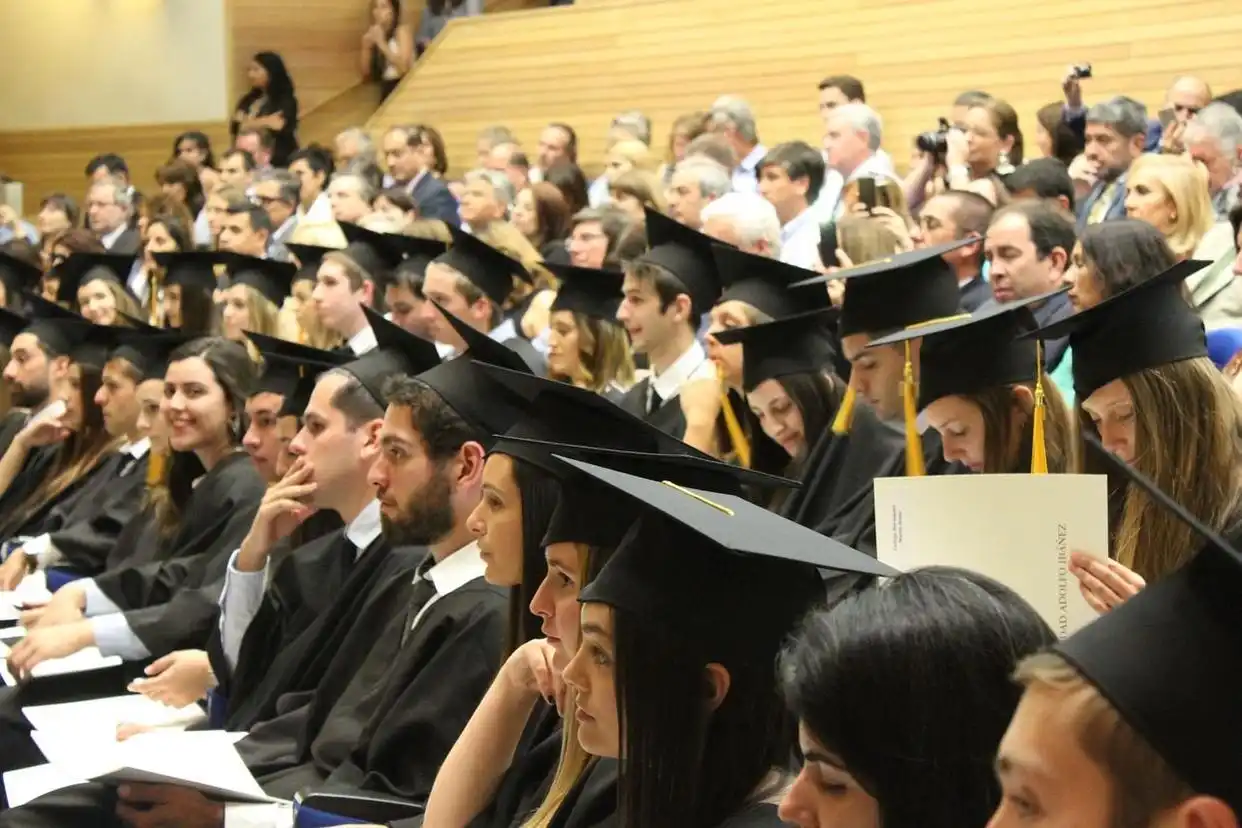 出国留学新加坡费用_留学新加坡花费英语怎么说_新加坡留学英语花费多少